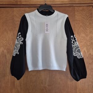 Nanette Lepore White Sweater with Balloon Embroidered Sleeves Size S